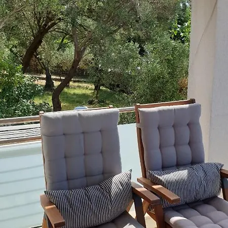 Beachfront Apartmant Veli Appartement Novi Vinodolski
