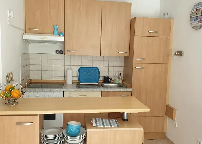 Beachfront Apartmant Veli *